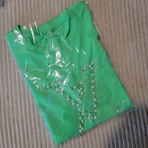 Stylish Vibrant Green Short Sleeve Tee